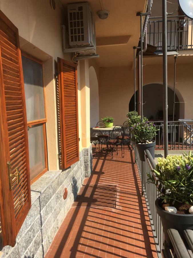 Appartamento - Casa La Botola - Alba  Bagian luar foto